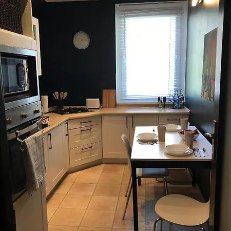 W Domku アパート *