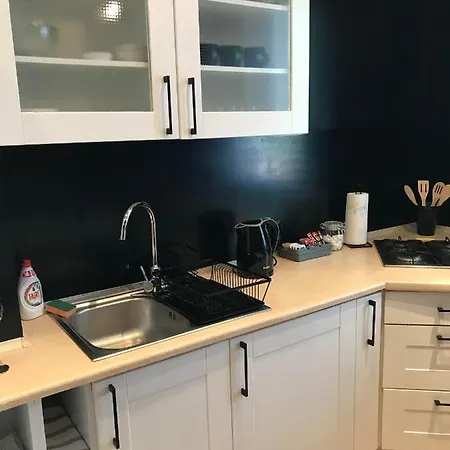 アパート W Domku